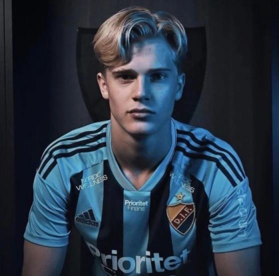 罗马诺:巴萨为伯格瓦尔开出的报价为700万+300万欧,已被接受