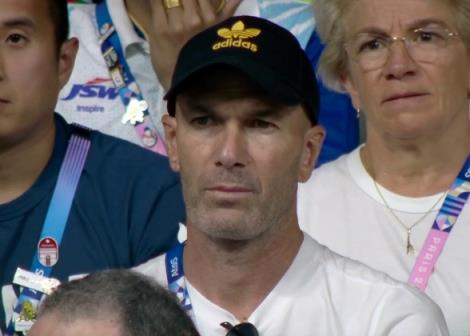 看完网球再看乒乓球</p>
                        <p class=