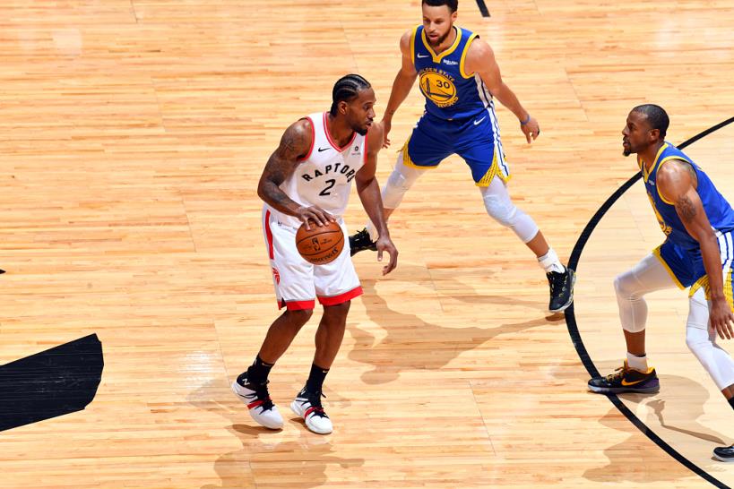 蒂格:伊戈达拉拿了FMVP被勇士退役球衣 马刺会退役小卡球衣吗