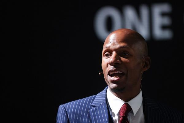 里德答首发&替补&交易问题:首发雷-阿伦、替补米勒、裁掉克莱