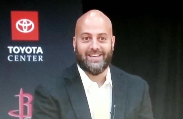 </p>
                        <p class=