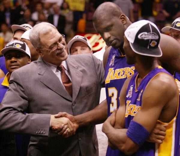 布莱恩-肖:禅师会骂鲨鱼但不管科比 他说球队需科比处于进攻模式