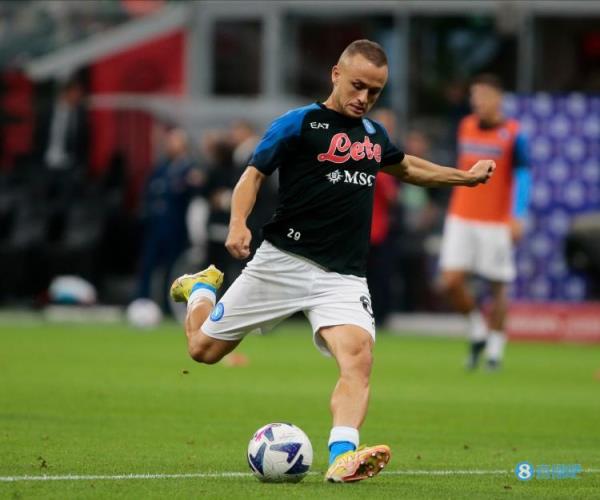 拉波尔塔:德科想签下洛博特卡,但还有很多其他事情要先做