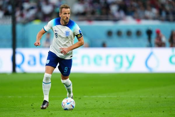 希勒:这支英格兰不用凯恩组织,身后有贝林厄姆阿诺德等天才