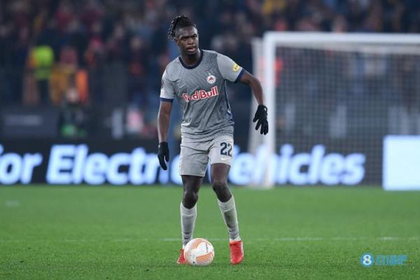 罗马诺:利物浦冬窗就关注萨尔茨堡中卫索莱,可能今夏再次追逐