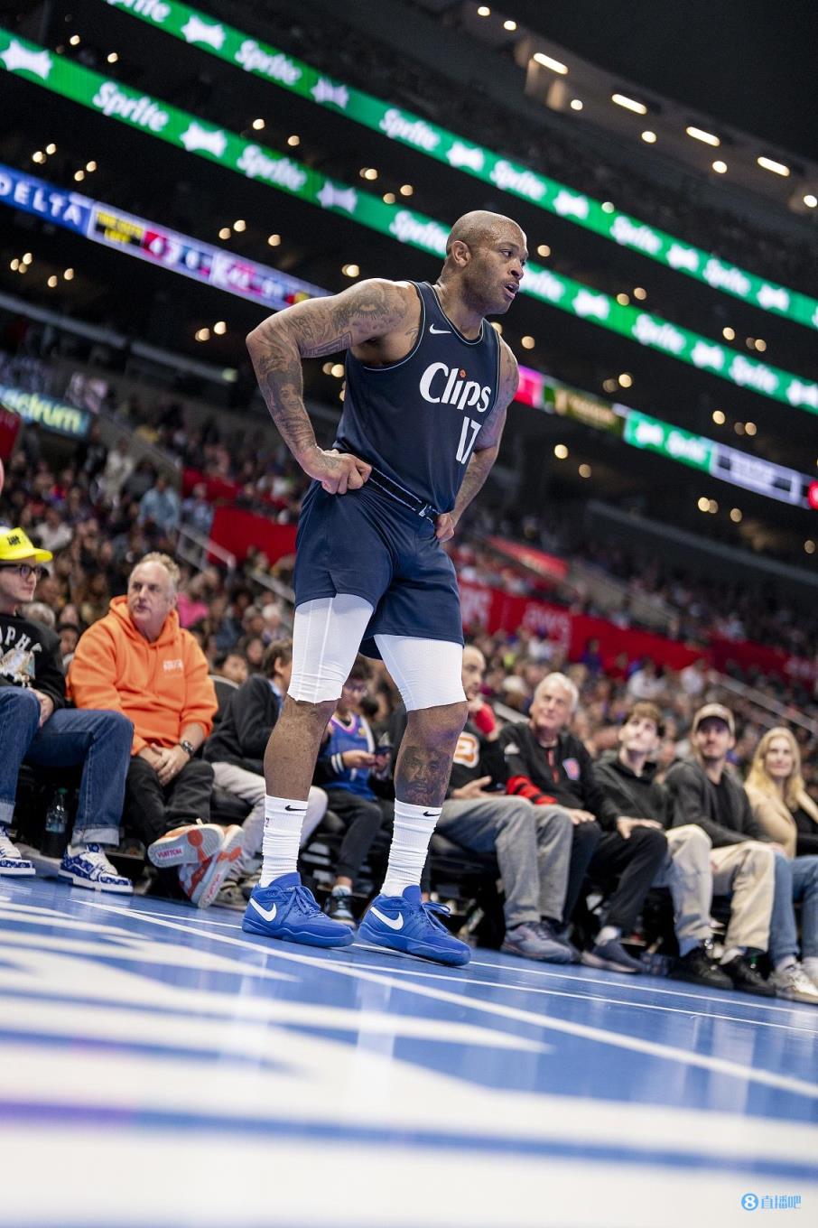 若买断将放弃1154万球员选项 塔克:我努力工作才得到这份合同