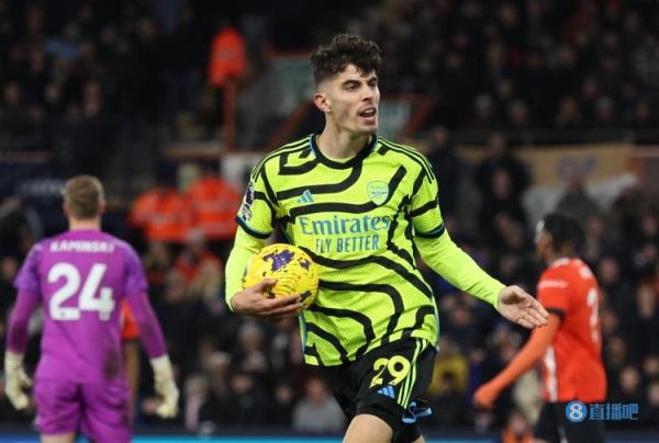 哈弗茨本场10次赢得空中对抗,近4个赛季欧冠淘汰赛第二人