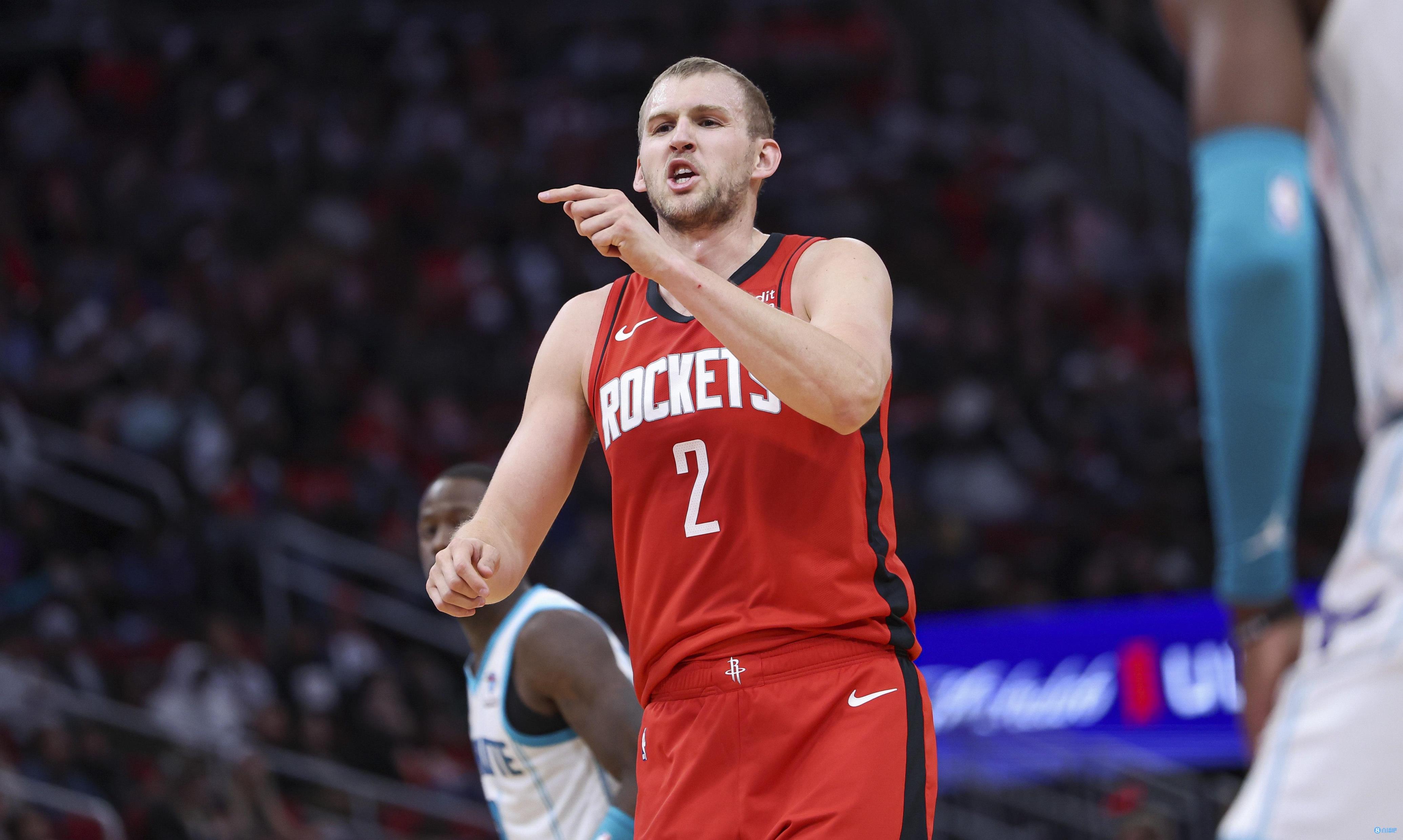 兰代尔:有人希望我填补申京空缺 但我永远无法补上他进攻的空缺