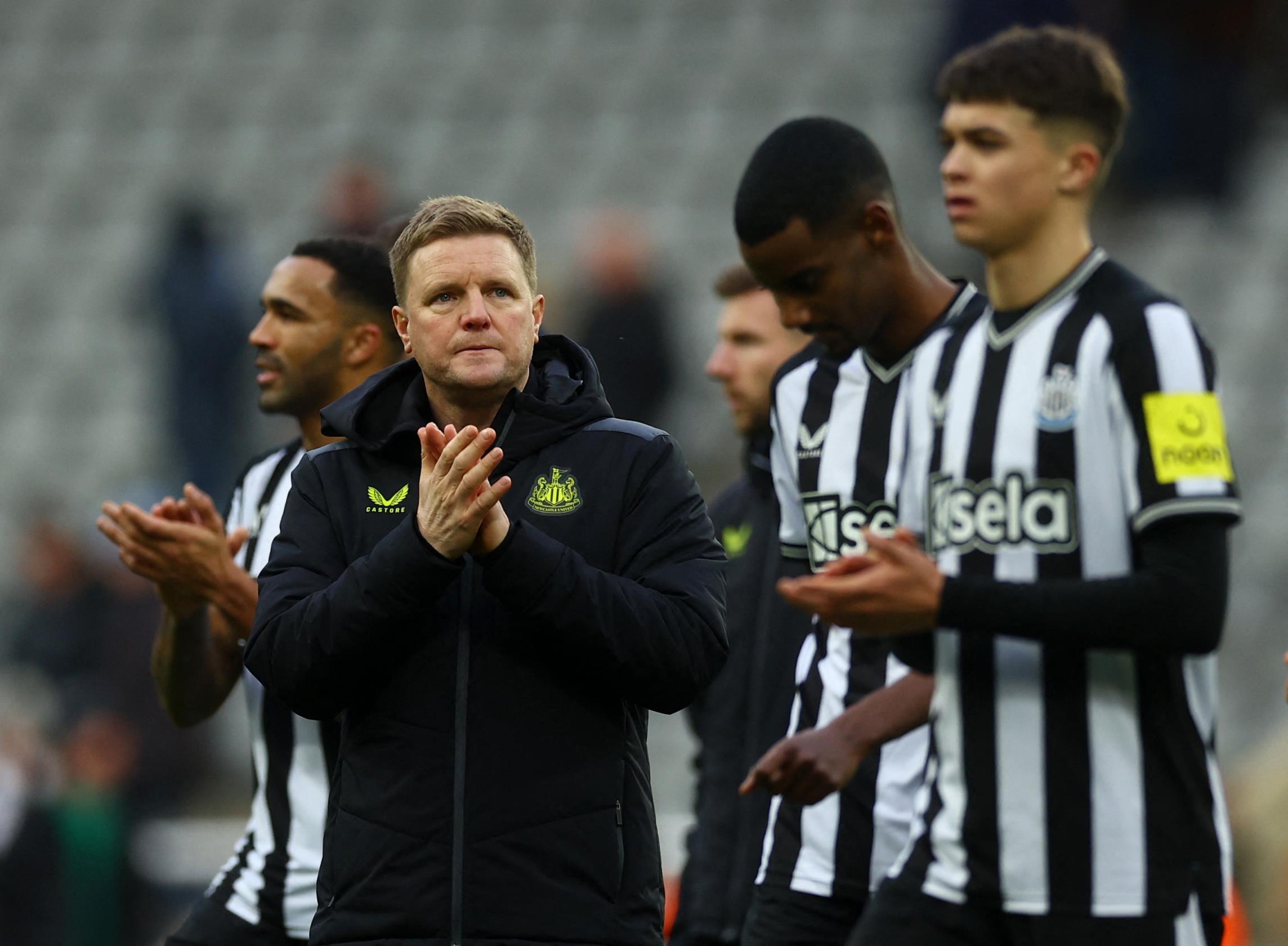 埃迪-豪:爱死伊萨克了拿他换谁都不行,继续提高周一去踢曼联