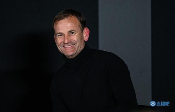 电讯报:曼联已正式接触阿什沃斯,并会耐心与纽卡谈赔偿金等事宜