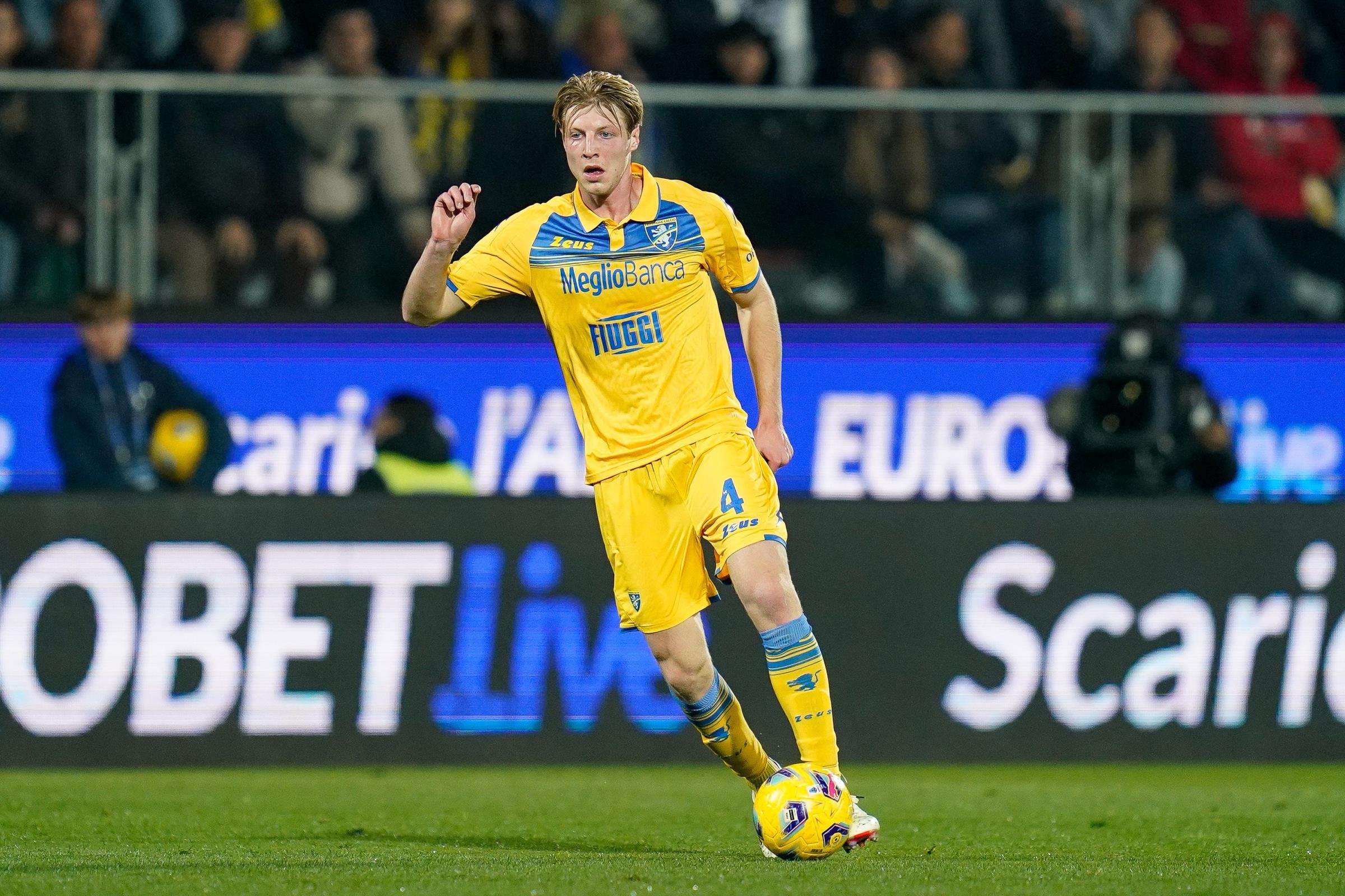 弗洛西诺内中场:索默表现非常出色,我们必须在最后两轮竭尽全力