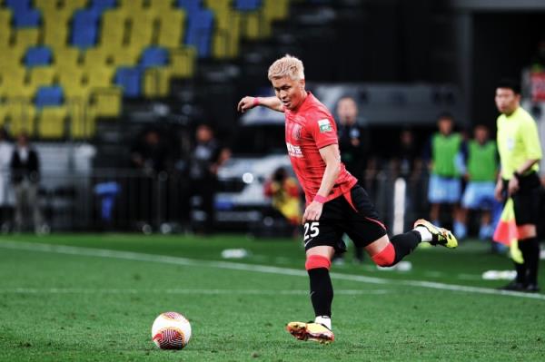 买提江:去年一起战斗今年变成对手,希望年底都能实现各自的目标