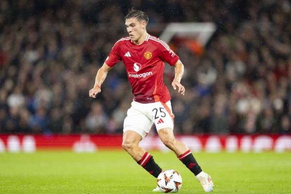 乌加特:曼联应为冠军和欧冠资格而战,我们不该排在现在的位置